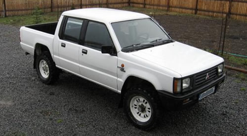 Mitsubishi Triton vehicle image 1986-1996